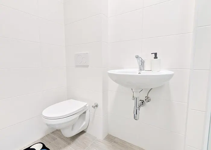 Cozy In Praterstern Area Διαμέρισμα